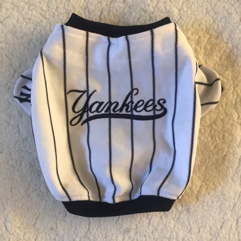 🎉HP🎉 | MLB | Genuine New York Yankee Striped Pet / Dog Baseball Jersey Size XS